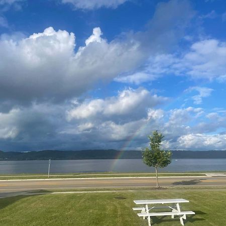 Poolside Double Rooms Lake City Exteriör bild