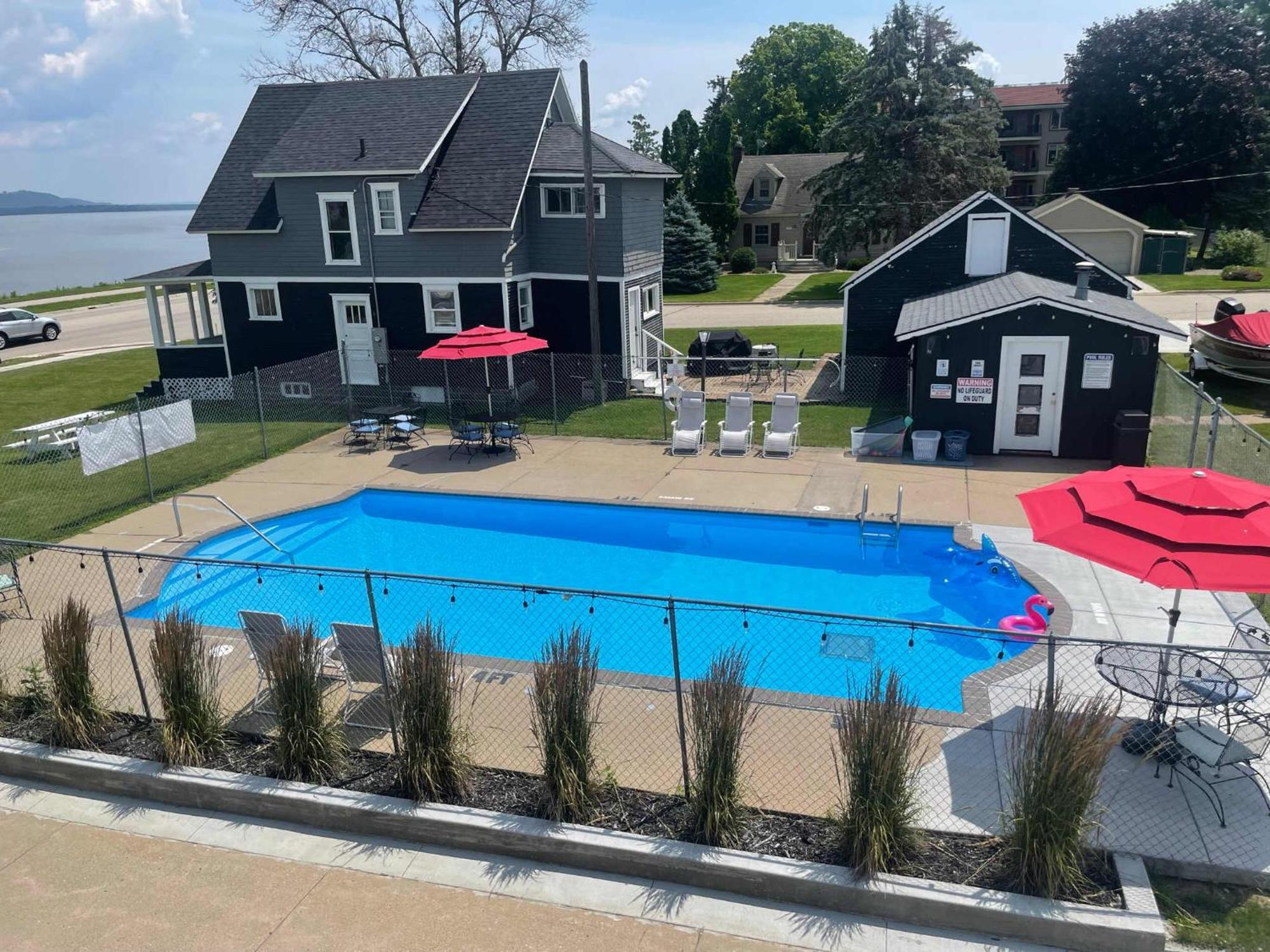 Poolside Double Rooms Lake City Exteriör bild